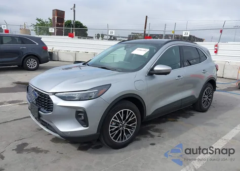 2023 Ford Escape Phev from USA, damaged, VIN 1FMCU0E18PUA25035